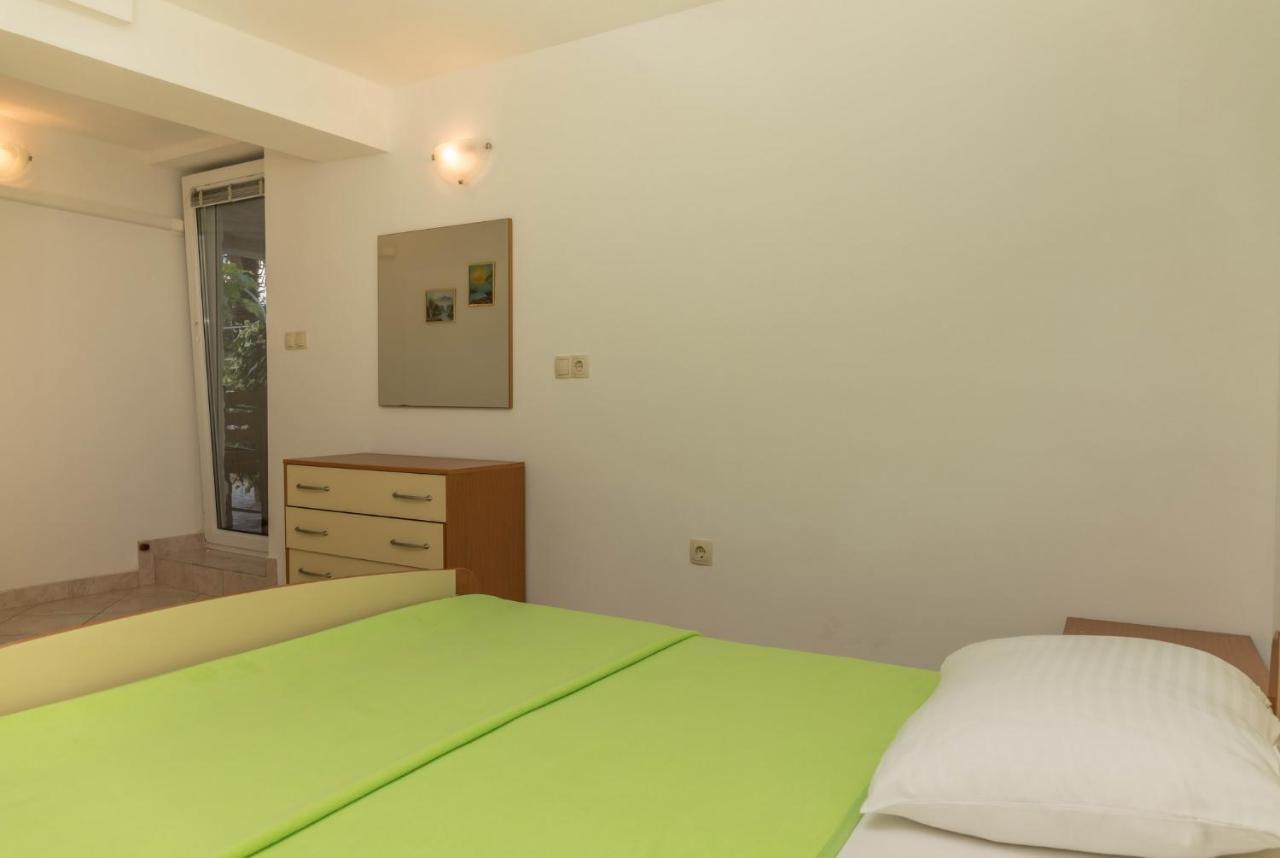 Apartments Zorica Dramalj Bagian luar foto