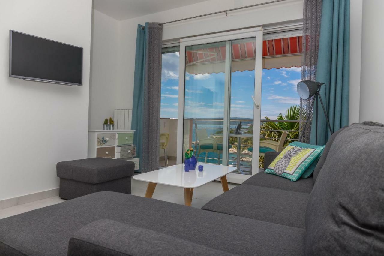 Apartments Zorica Dramalj Bagian luar foto
