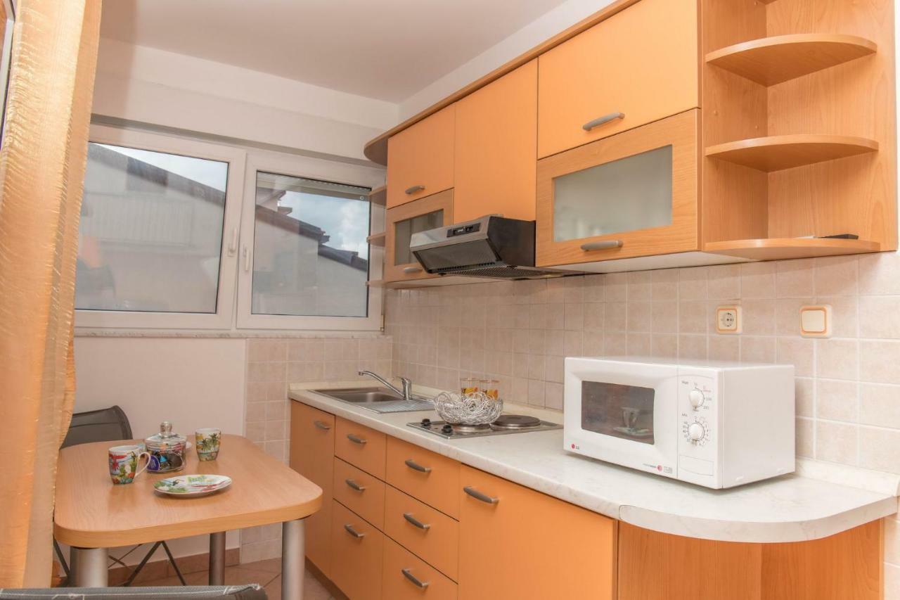 Apartments Zorica Dramalj Bagian luar foto