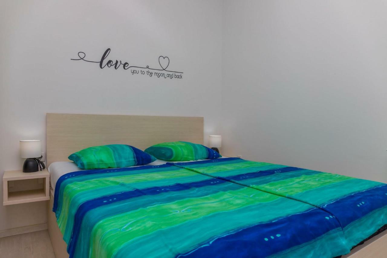 Apartments Zorica Dramalj Bagian luar foto
